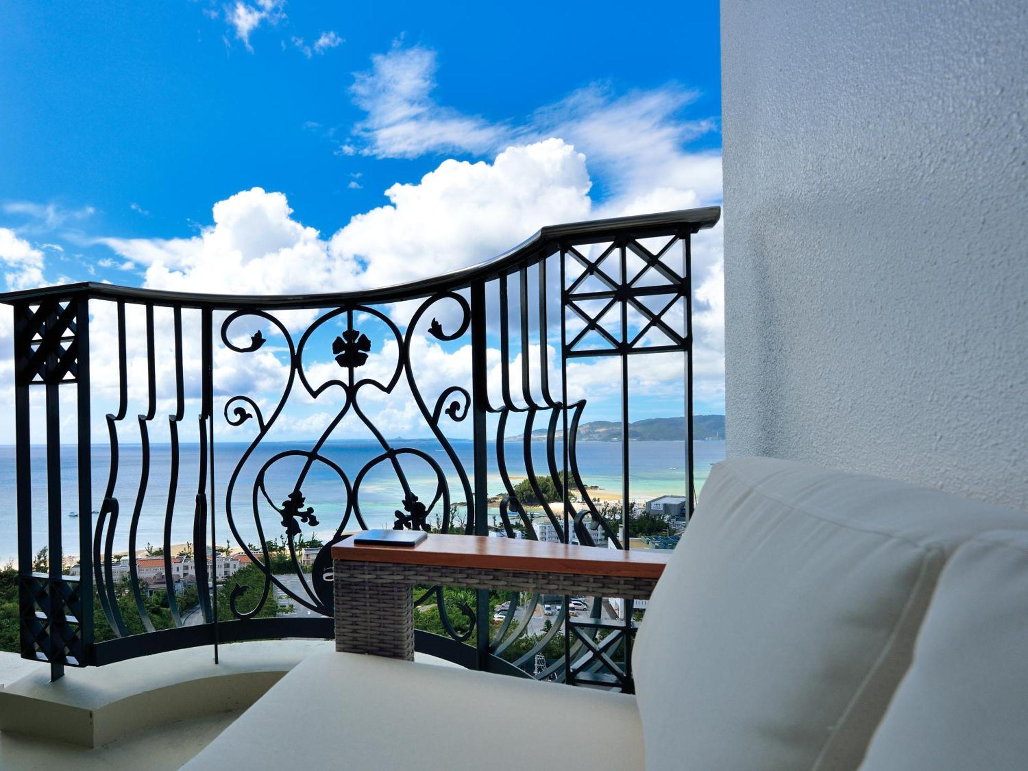 Okinawa Kariyushi Resort Exes Onna Exterior photo
